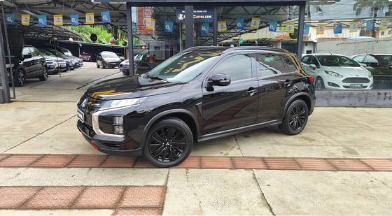 MITSUBISHI OUTLANDER 2.0 MIVEC GASOLINA HPE AUTOMÁTICO